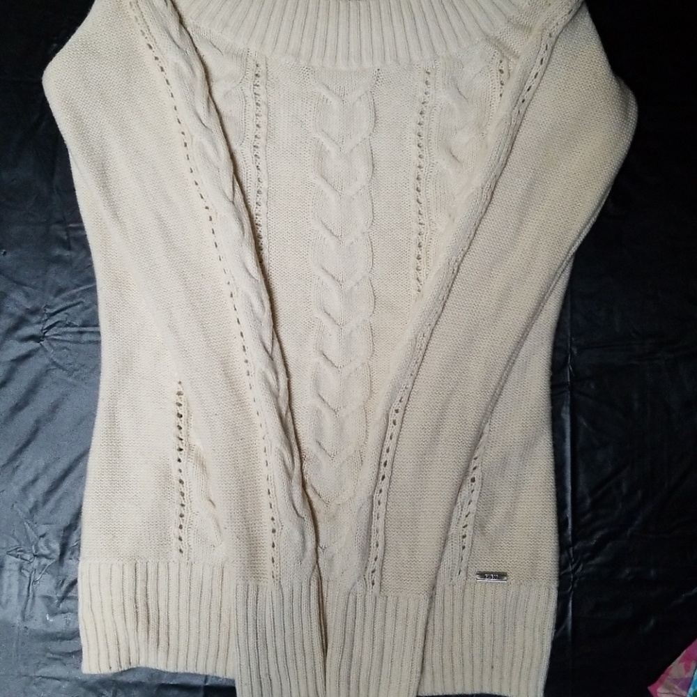 Guess lightweight sweater